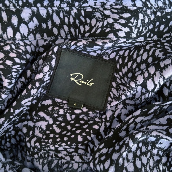 Rails Josephine Midnight Lynx Button Front Shirt Large - Picture 7 of 9